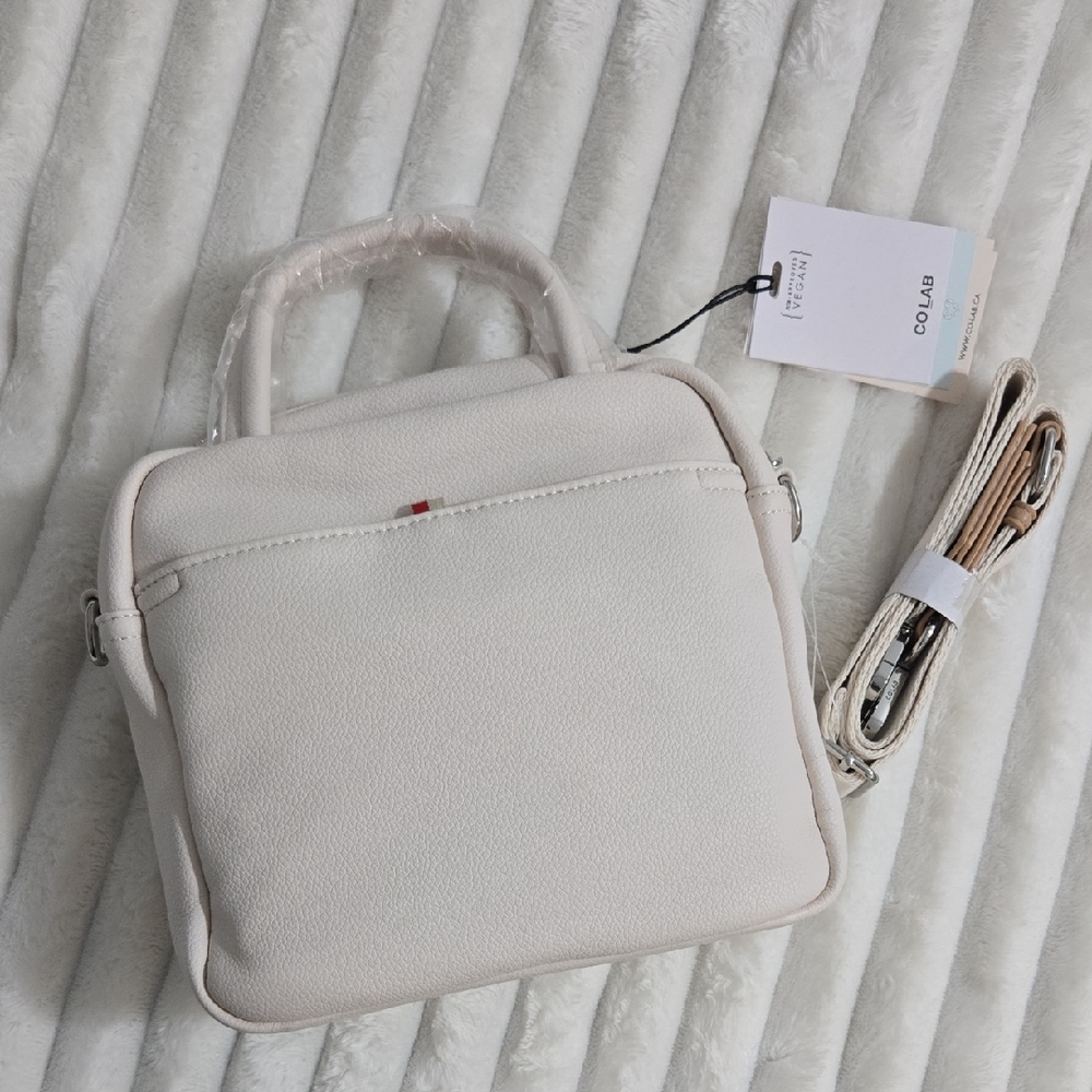 Elegant White Shoulder Bag